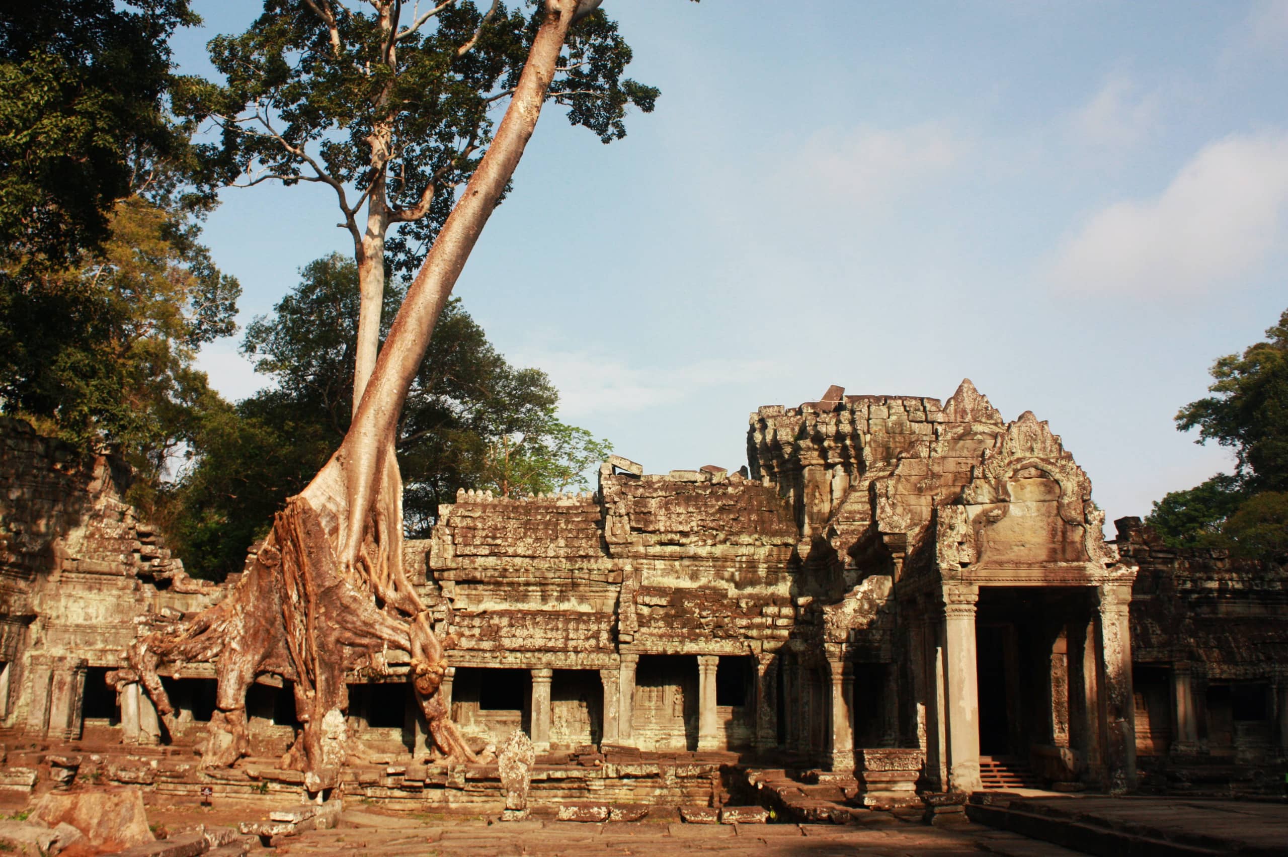 escorted tours to cambodia and vietnam