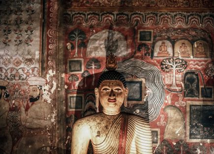 Sri Lanka travel tours with MW Tours: Dambulia Cave Temple Buddha.